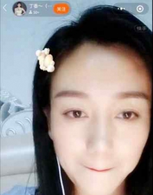 ֻ��һ����Ԫ��¡�ǡ�����������32��Ů�Ӿ���������׷����